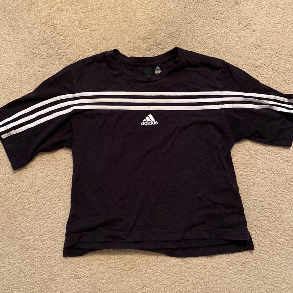 Classic Adidas top